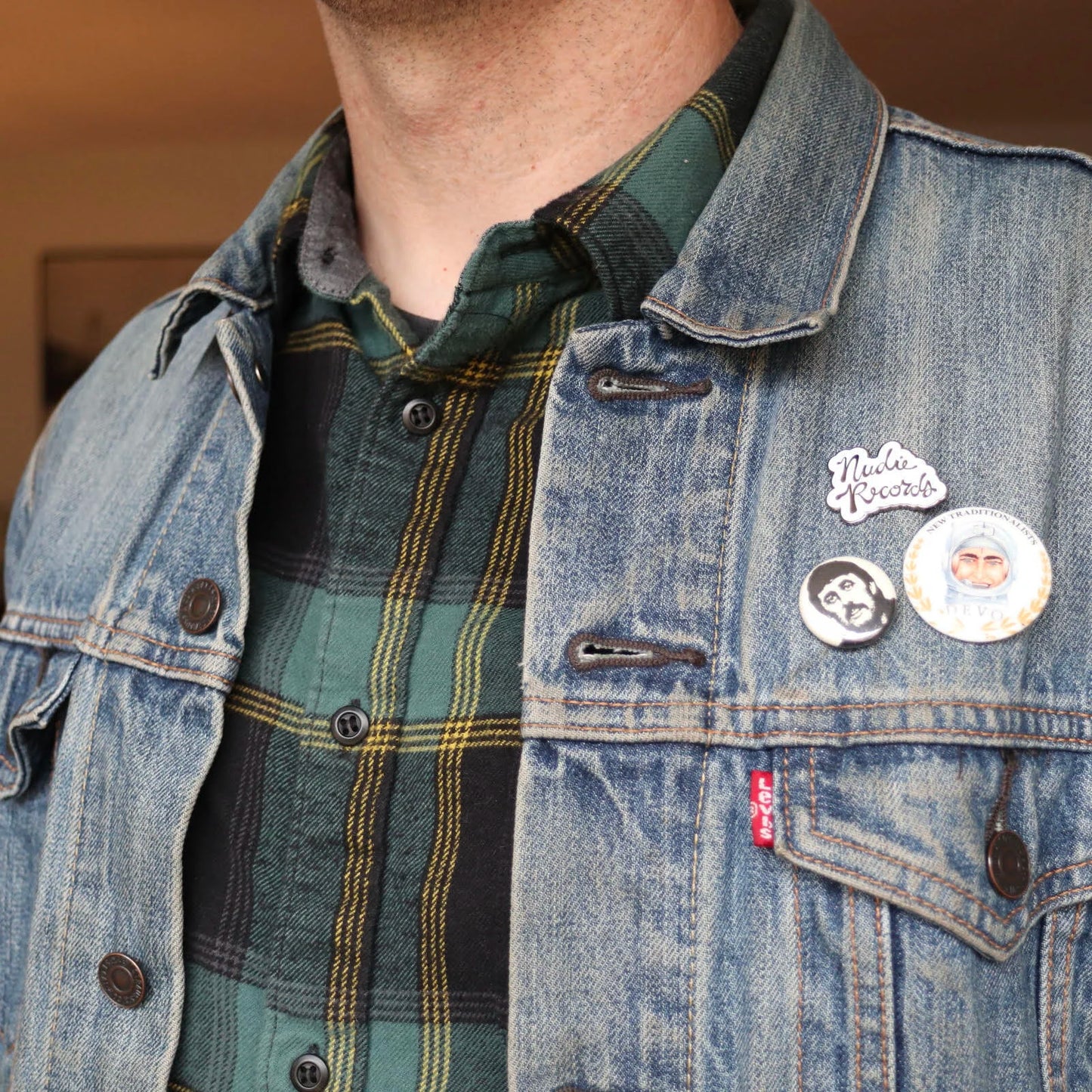 Logo Enamel Pin